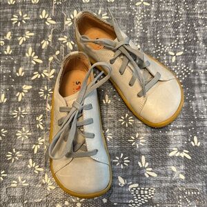 Vivobarefoot 12 Addis Kids Leather Sneakers